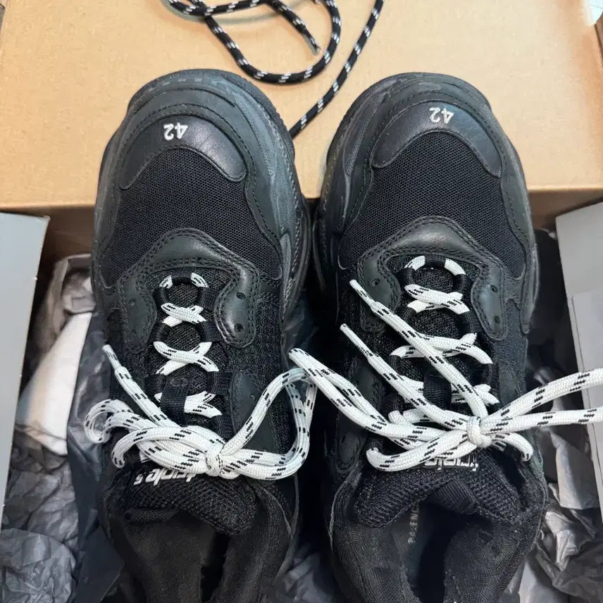 [BUNJANG] Balenciaga Triple S Black Sneakers / [42] 발렌시아가 트리플s 블랙