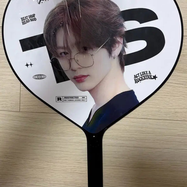 [BUNJANG] BOYNEXTDOOR Taesan Uchiwa Photocard / |!! 보넥도 태산 우치와 ++한태산포카 !!|   보넥도 한태산 우치와,부채