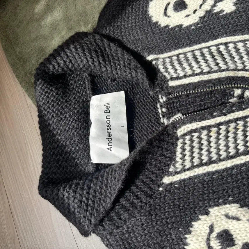 [BUNJANG] Andersson Bell Skull Cowichan Cardigan Black / 앤더슨벨 스컬 코위찬 가디건 블랙