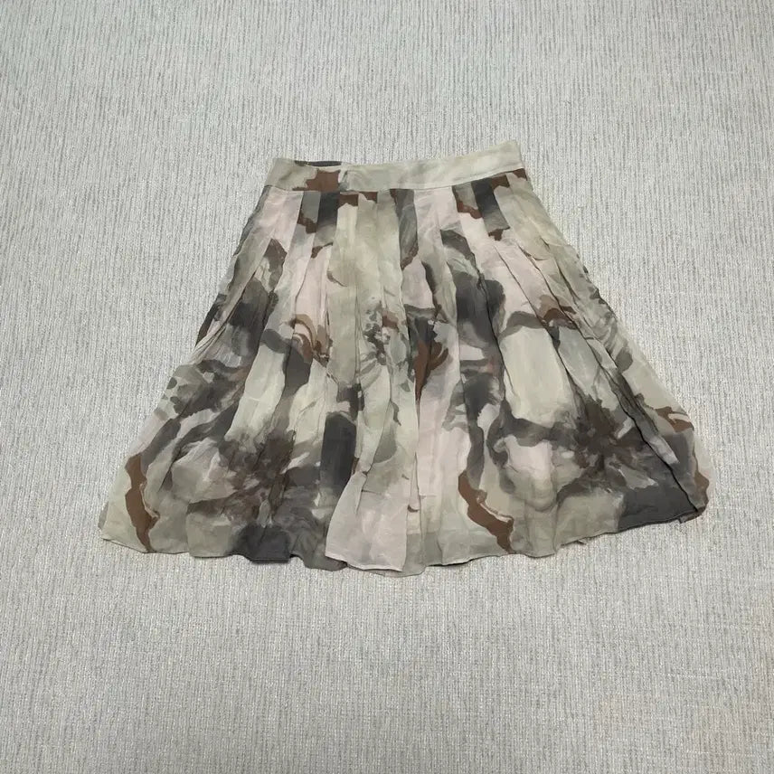 [BUNJANG] Theory Silk Mini Skirt Size 1 / 띠어리 실크 미니 스커트 1사이즈