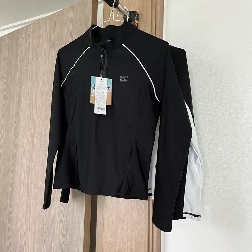 [BUNJANG] Rash Guard - Size 90 (Recommended for Size 55) / (새상품) 래쉬가드 90