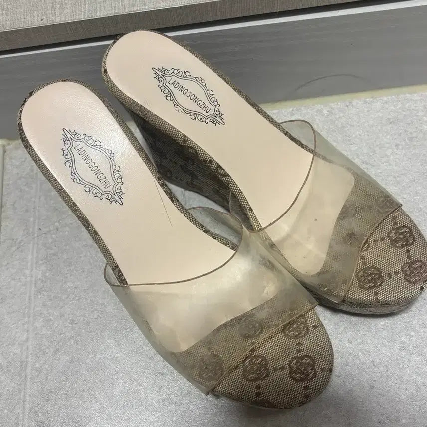 [BUNJANG] Vintage Jelly Platform Sandals / 빈티지 여름 통굽 구두 (젤리슈즈) 230