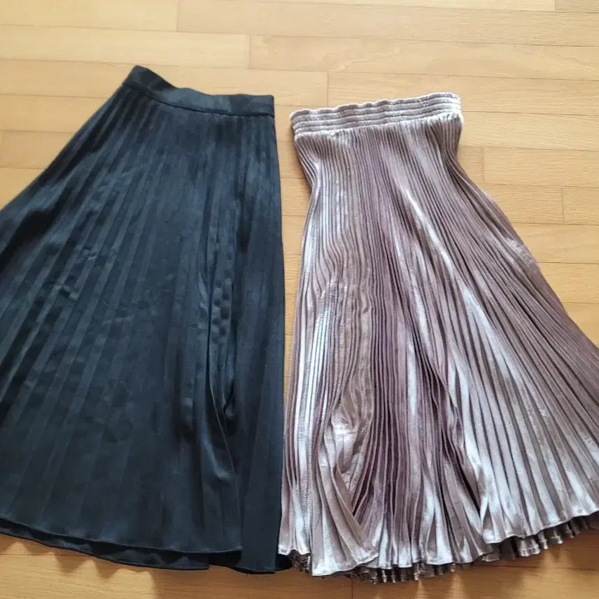 [BUNJANG] Pleated Skirt Black/Beige / 주름 스커트  블랙/베이지