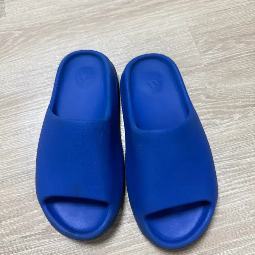 [BUNJANG] Adidas Yeezy Slide Blue / 아디다스 이지 슬라이드 블루 255