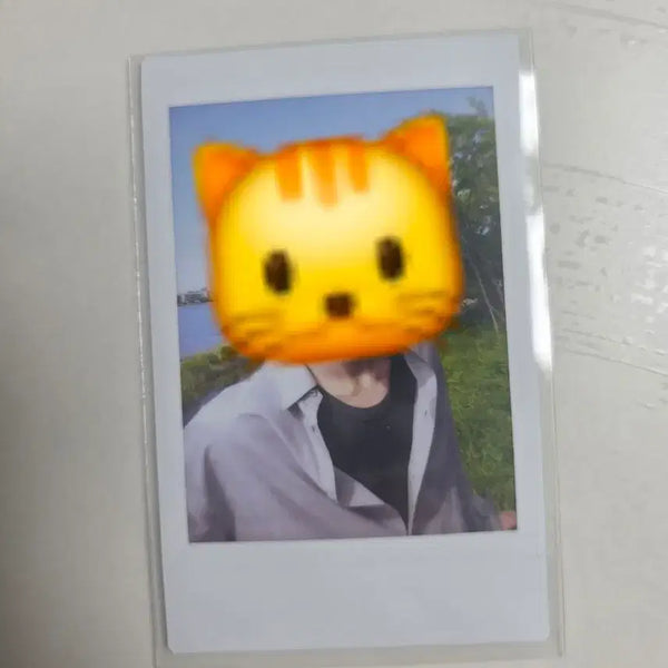 [BUNJANG] Close Your Eyes Billboad Pop-up Event Winner Original Polaroid Jeon Minwook / 클로즈유어아이즈 빌보드 팝업 이벤트 당첨 원본 폴라로이드 전민욱 양도