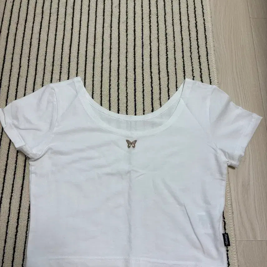 [BUNJANG] Nasty Fancy Club Cropped T-Shirt / 네스티팬시클럽 크롭티