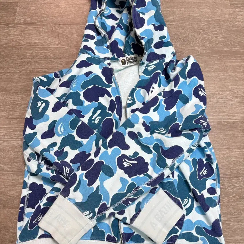 [BUNJANG] BAPE Blue Camo Full Zip Hoodie M / 베이프 블루카모 후드 집업 M