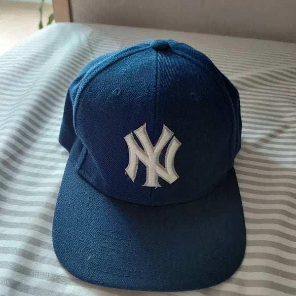 [BUNJANG] MLB Logo Cap / MLB 모자