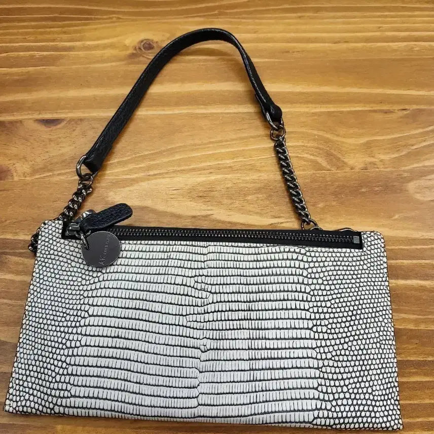 [BUNJANG] AK Anne Klein Python Pattern Clutch Bag / AK앤클라인 파이톤 패턴 클러치백