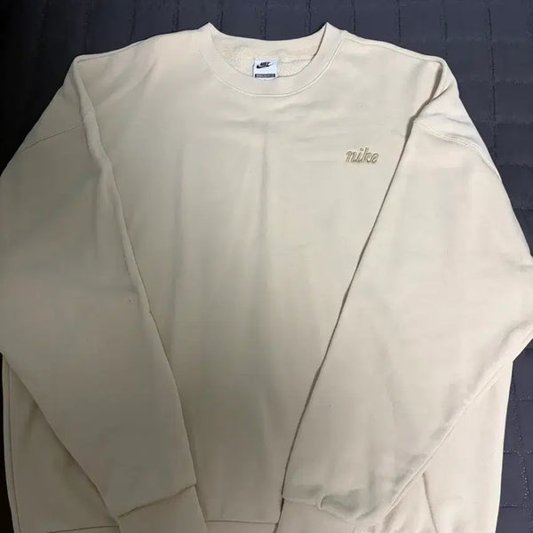 [BUNJANG] Nike Club Men's Oversized Crew Sweatshirt (L) / [미착용/새상품] 나이키 클럽 남성 오버사이즈 크루 맨투맨 (L)