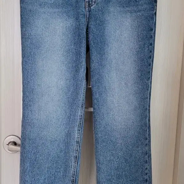 [BUNJANG] NILBY P Light Blue Straight Denim Pants / 닐바이피(NILBY P) 연청 스트레이트 데님팬츠