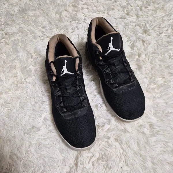 [BUNJANG] Nike Air Max Jordan Black Sneakers 275 / 조던 에어 맥스 블랙 275