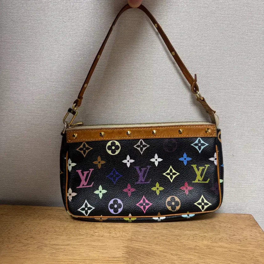[BUNJANG] Louis Vuitton Multicolor Pochette Accessoires Black / 루이비통 멀티컬러 포쉐트 악세수아 블랙