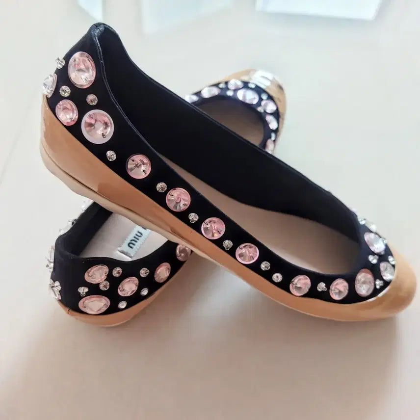 [BUNJANG] Miu Miu Jewel Flat Shoes Size 37 / 미우미우 보석 플랫슈즈 37