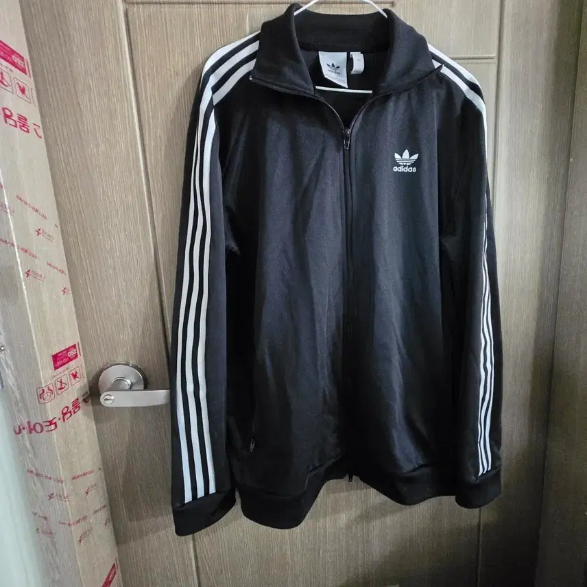 [BUNJANG] Adidas Track Top Black/White with Three Stripes - 2XL / 아디다스 트랙탑 블랙/화이트 삼선 2XL