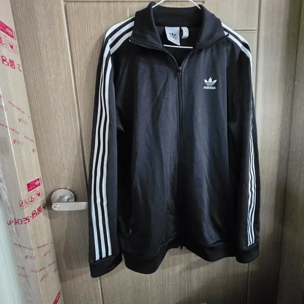[BUNJANG] Adidas Track Top Black/White with Three Stripes - 2XL / 아디다스 트랙탑 블랙/화이트 삼선 2XL