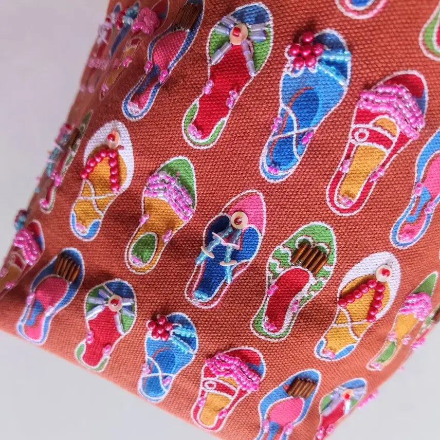 [BUNJANG] Beaded Sandal Pattern Tote Bag / 비즈 샌들 패턴 토트백