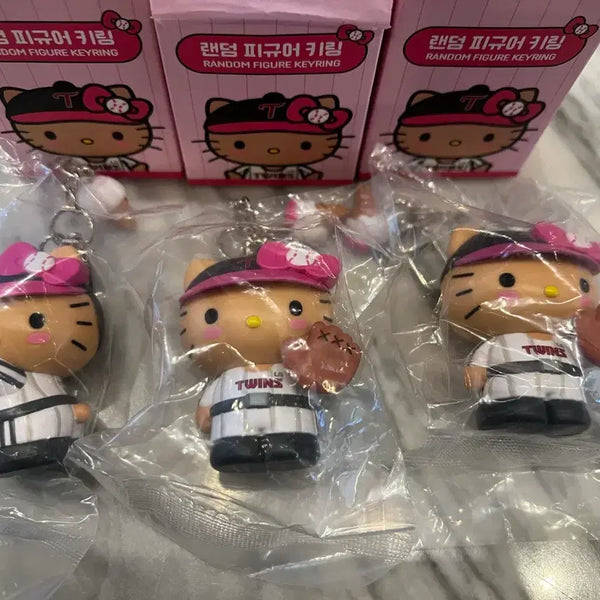 [BUNJANG] LG Twins Tanning Kitty Figure Keychain / 엘지트윈스 태닝키티 피규어키링 LG트윈스