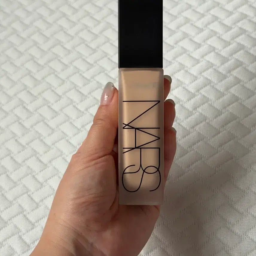[BUNJANG] NARS Natural Radiant Longwear Foundation - Mont Blanc / 나스 네츄럴매트롱웨어 파운데이션 몽블랑