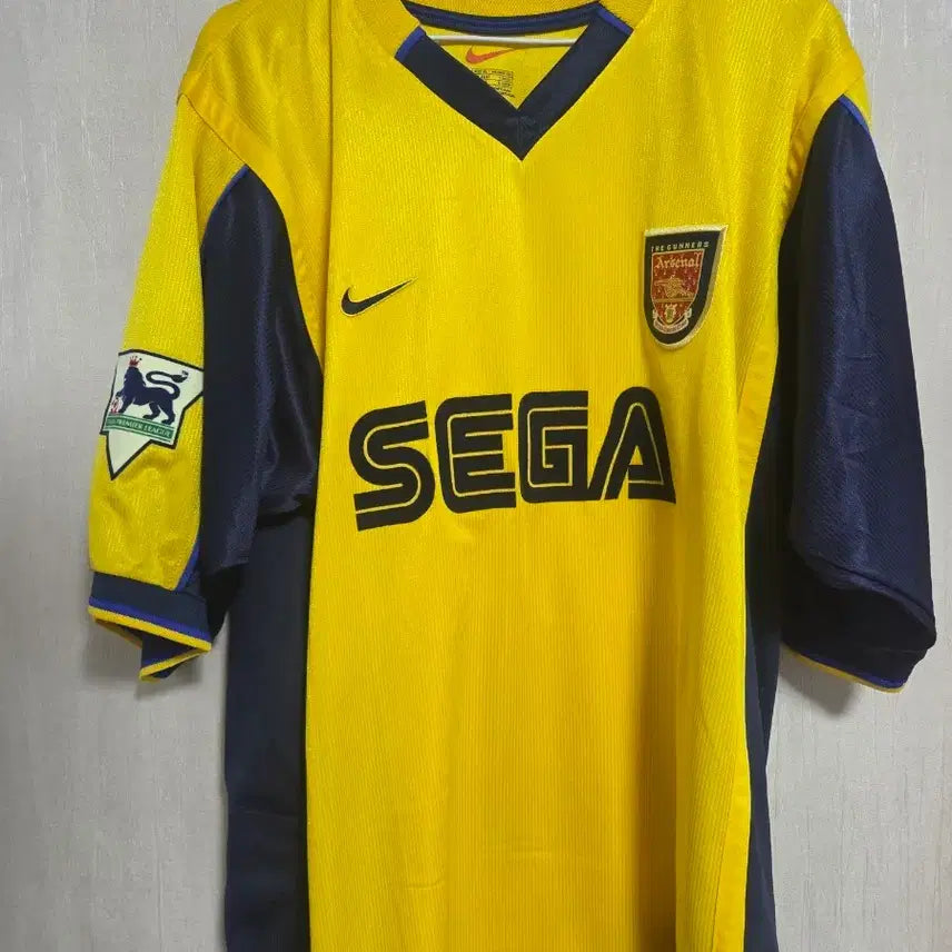 [BUNJANG] 1999-2001 Arsenal Away Dennis Bergkamp Replica Jersey with Official League Patch - XL / 99-01 아스널 어웨이 반팔 베르캄프, 리그 오피셜 패치 해외XL