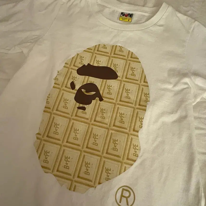 [BUNJANG] BAPE Milk Chocolate Short Sleeve T-Shirt / 베이프 밀크초코 반팔 티셔츠 라떼갸루 stc빈티지 도트 히메갸루 bape 리즈리사 초코 큐롯 대장
