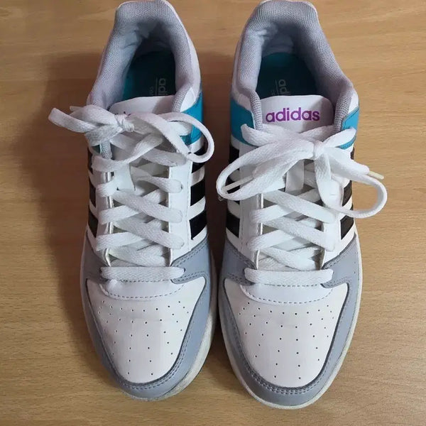 [BUNJANG] Adidas Sneakers White/Gray/Blue Size 240 / 아디다스 운동화 흰색/회색/블루  사이즈 240