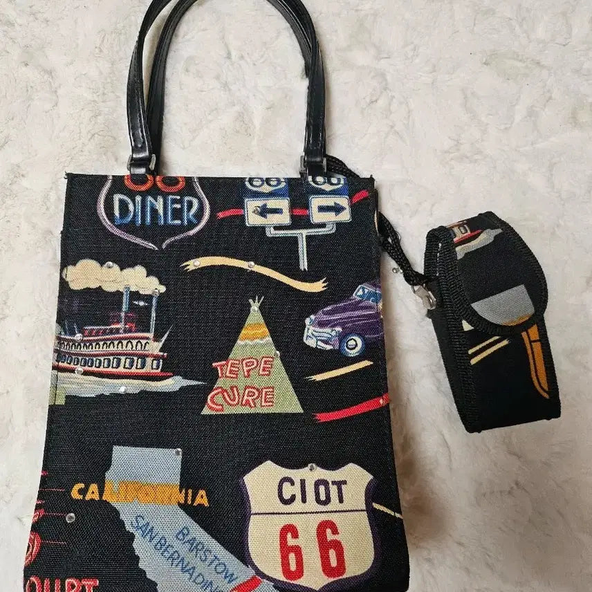 [BUNJANG] Vintage Western Print Black Bag with Pouch Set / 빈티지 웨스턴 프린트 블랙 백