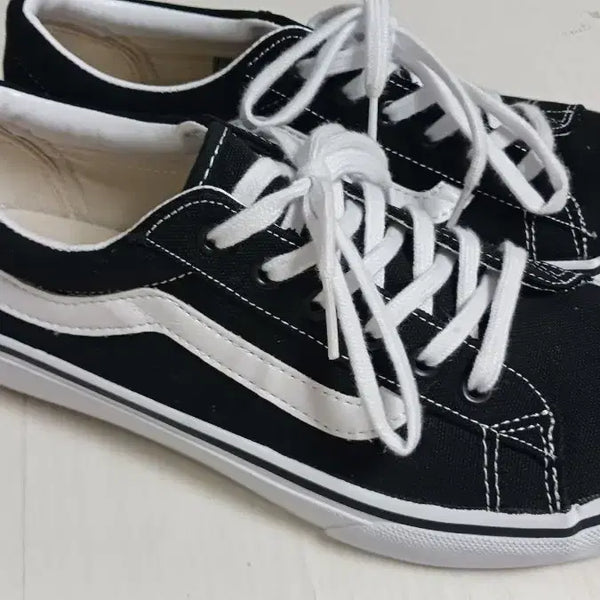 [BUNJANG] Vans Old Skool Sneakers Black / 반스 올드스쿨 블랙 스니커즈 //265