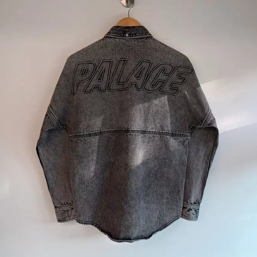 [BUNJANG] Palace 21SS Black Denim Boss Shirt Jacket / 팔라스 21SS 블랙 데님 보시 셔츠 자켓