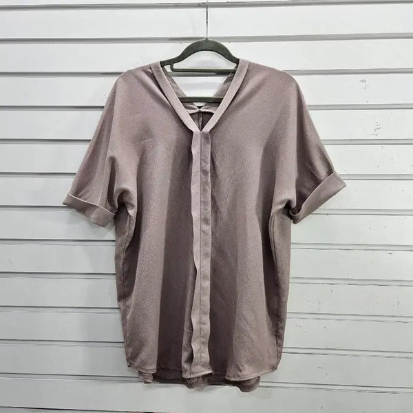 [BUNJANG] Beige V-Neck Blouse Size 66 / 진베이지  V넥 블라우스 66/보물찾기천사