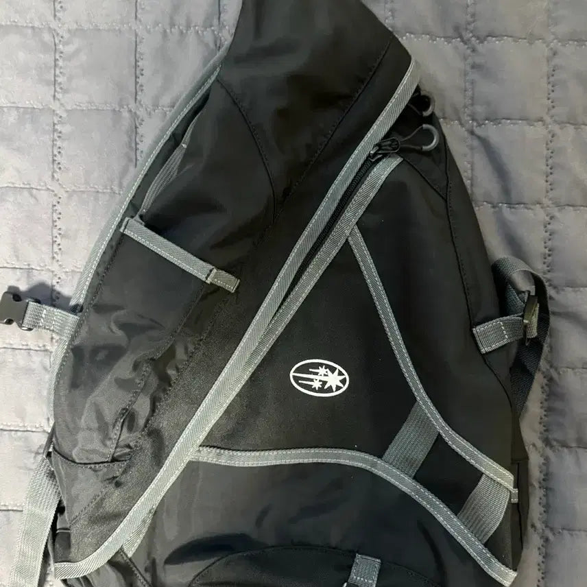 [BUNJANG] Nice Ghost Club Sling Bag / 나이스고스트클럽 슬링백