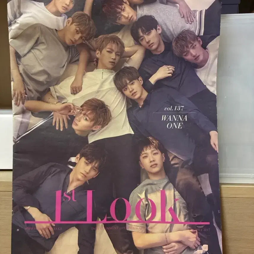 [BUNJANG] Wanna One Firstlook Vol. 137 Magazine / 워너원 퍼스트룩 137호
