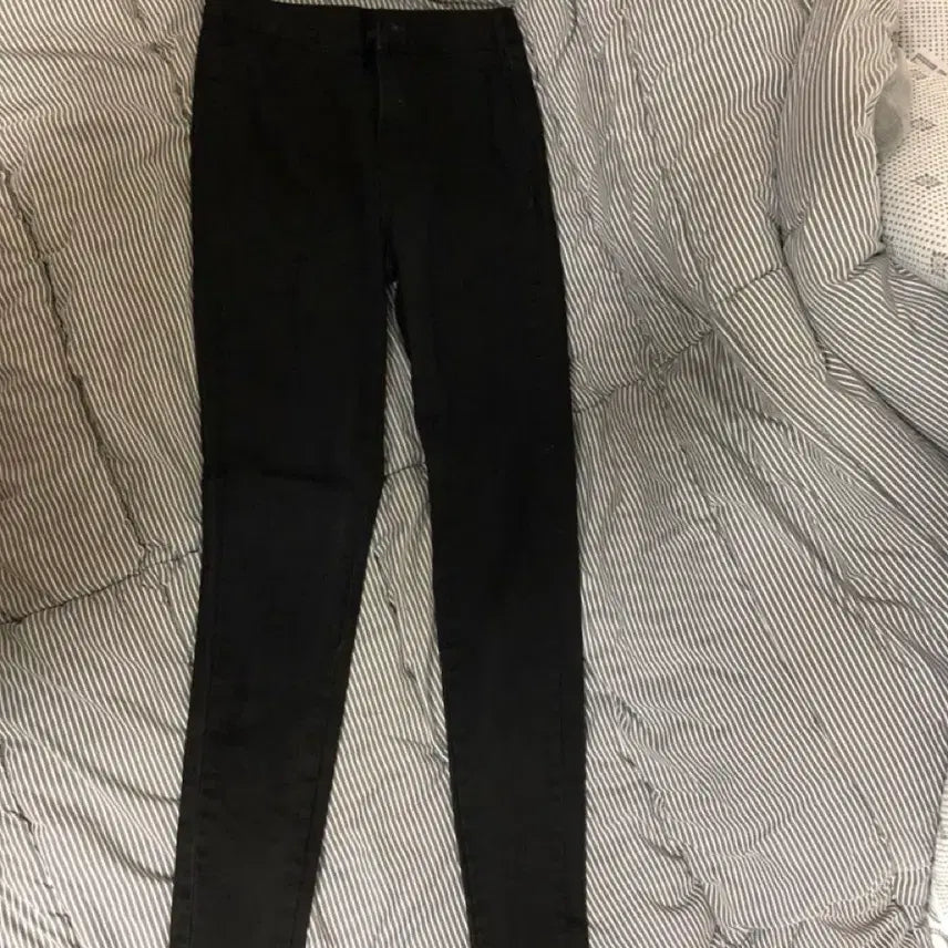 [BUNJANG] Half-High Skinny Pants / 반하이 스키니