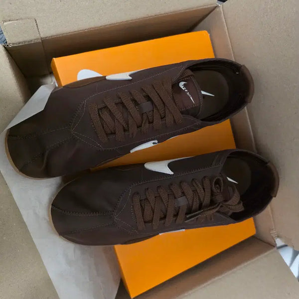 [BUNJANG] Nike M M M W.W. Caps Light Brown / [새상품]나이키 문 슈 OG M - 카카오 와우:검 라이트 브라운:세일 / IX3952-200_300사이즈