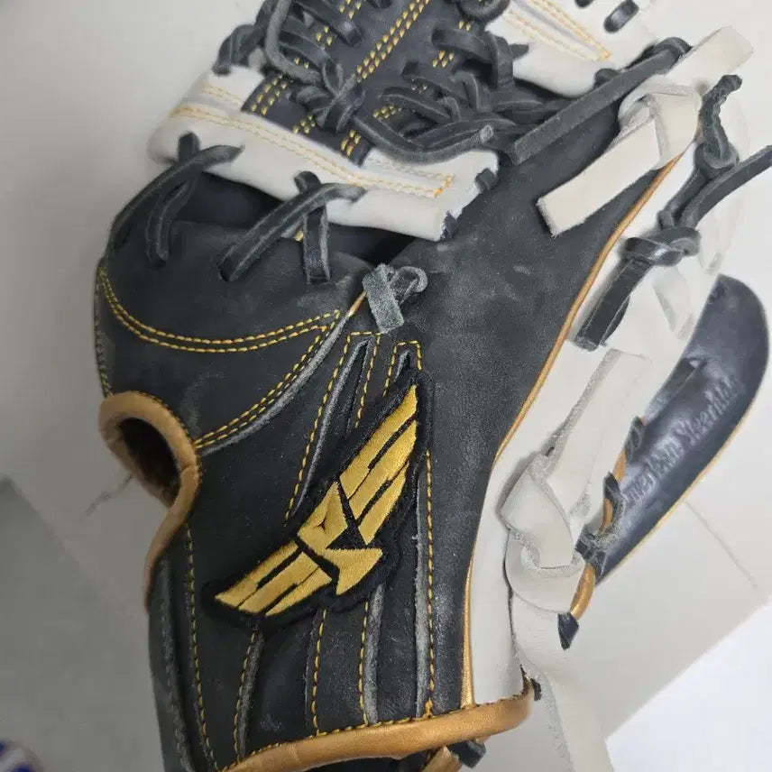 [BUNJANG] SPS Josuhaeng Replica Series Infield Glove / sps 조수행 레플리카 시리즈 내야글러브