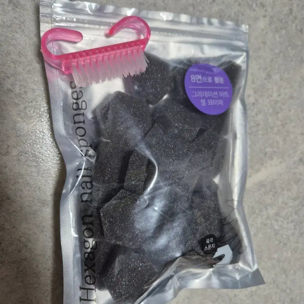 [BUNJANG] Hexagonal Sponges (25 pcs) & Brush Set for Nail Art / 네일용품 육각 스펀지 25개 + 브러쉬