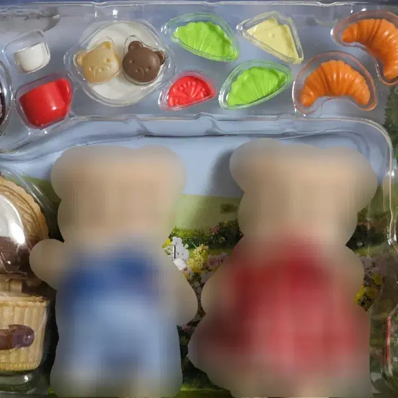 [BUNJANG] Sylvanian Families Biscuit Bear Siblings Picnic Lunch Set Accessories / 실바니안 비스킷 곰 남매 피크닉 런치세트 소품만 판매