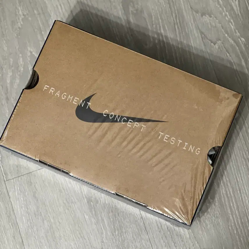 [BUNJANG] Nike x Fragment Air Max '230' Black Sneakers / [새상품] 230cm 나이키 x 프라그먼트 에어 리퀴드 맥스 블랙