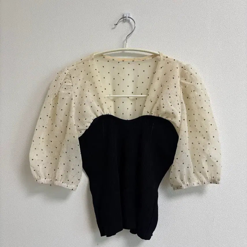 [BUNJANG] Dot See-Through Blouse - Black / 도트 시스루 블라우스 블랙