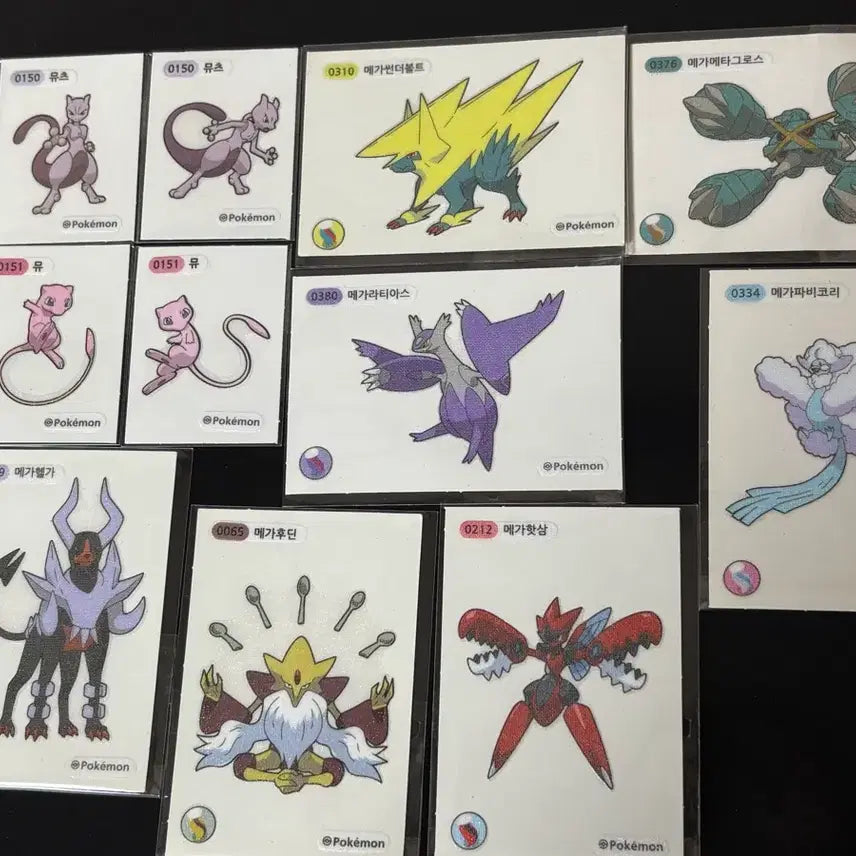 [BUNJANG] Pokemon Stickers Mew, Mewtwo, Mega / 포켓몬 띠부씰 뮤,뮤츠 메가
