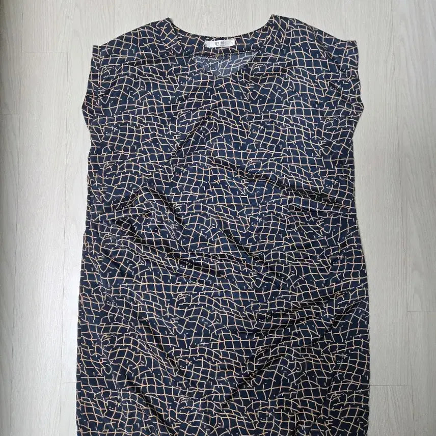 [BUNJANG] Navy Patterned Knee-Length Dress / 뱃살 가리는 원피스(55)