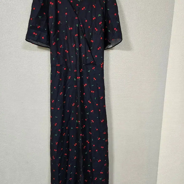 [BUNJANG] 66Girls V-Neck Cherry Pattern Long Dress (Navy, Size M) / 66걸스 브이넥 앵두 폴리원피스 M