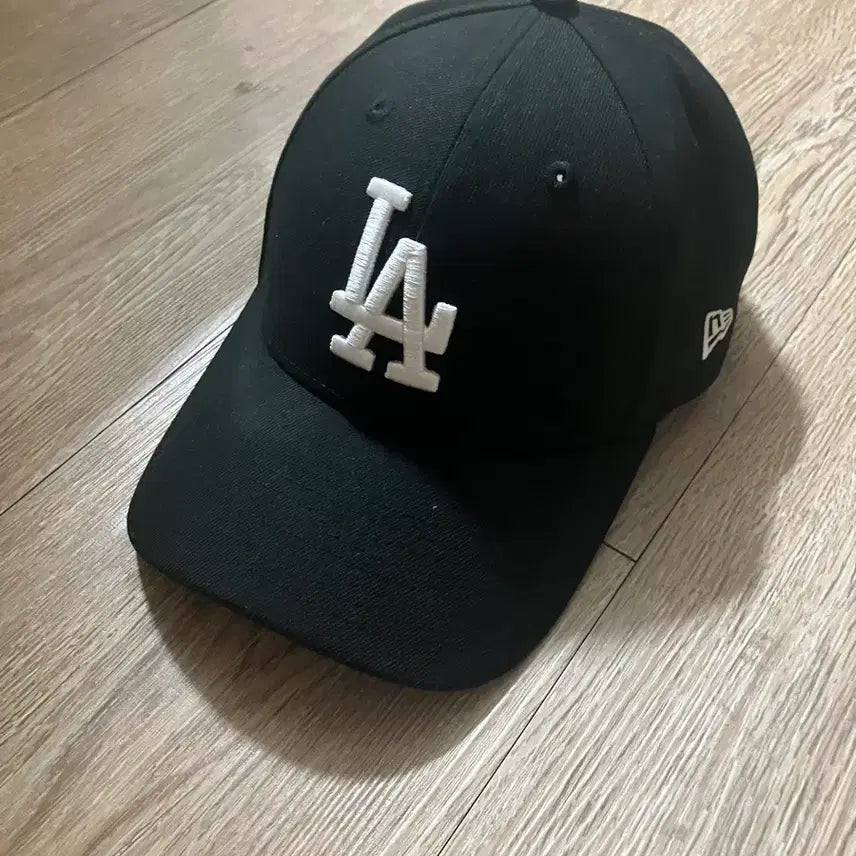 [BUNJANG] New Era LA Dodgers Black Baseball Cap / 뉴에라 LA다저스 볼캡 블랙
