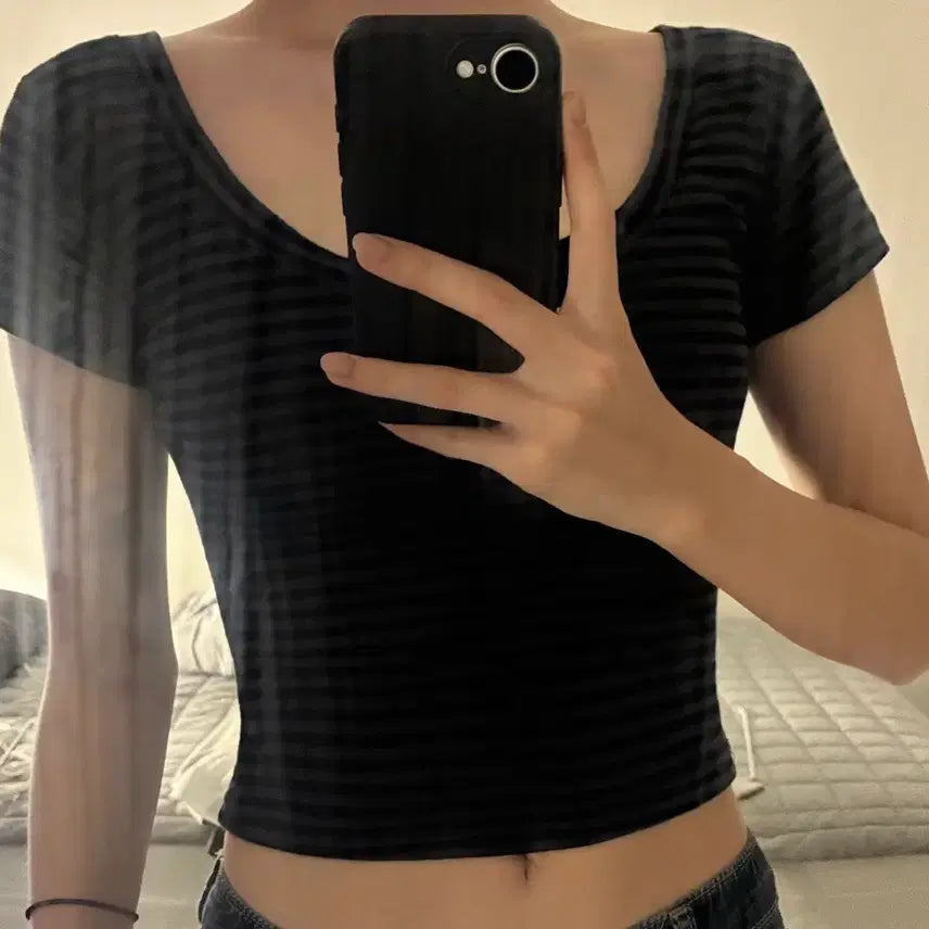 [BUNJANG] Stripe Black Crop Short Sleeve T-Shirt / 스트라이프 블랙 크롭 반팔티