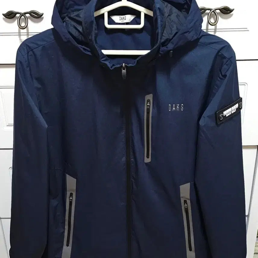 [BUNJANG] 25FW Daks Golf Premium Windbreaker Jacket XL Navy / (새상품)25FW 닥스 골프 프리미엄 바람막이 자켓 XL(105) 네이비 남성 골프웨어