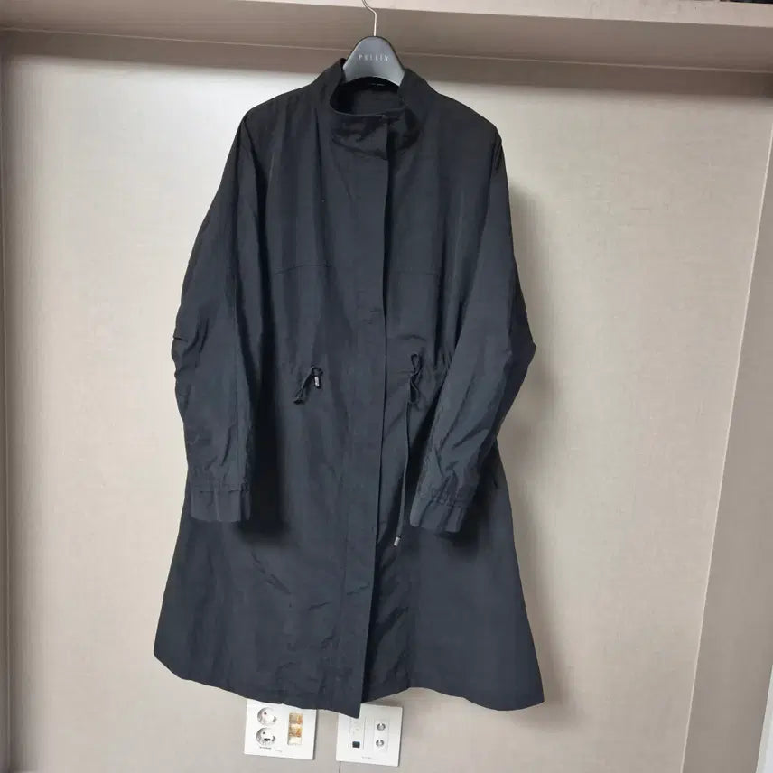 [BUNJANG] Marimonte Women's High-Neck Windbreaker Jumper Black / 55)마리몬떼 여성 하이넥  바람막이 점퍼 블랙