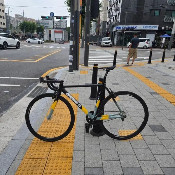 [BUNJANG] Engine11 Crit.D "Complete Bike" Honeybee Edition / 엔진11 크릿디 꿀벌 "완차" 판/대 무하자급