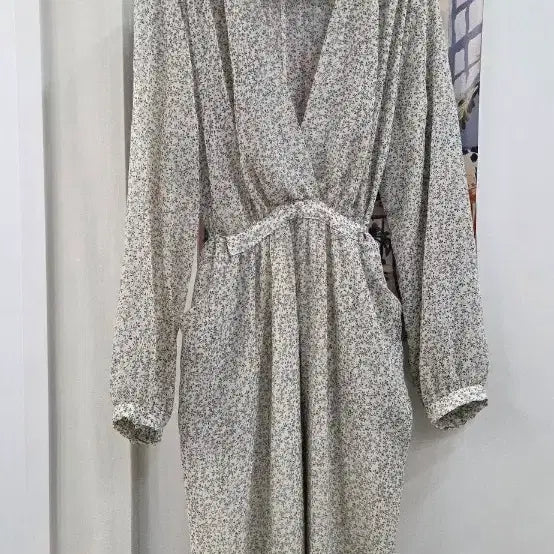 [BUNJANG] Floral Chiffon Dress / 잔꽃 쉬폰 원피스