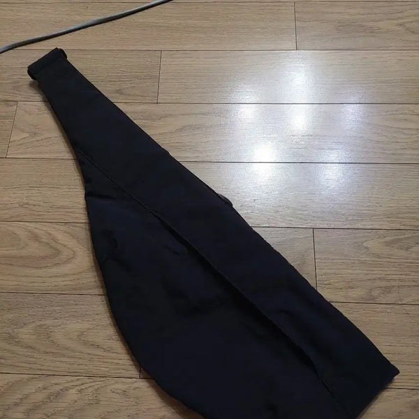 [BUNJANG] Uniqlo Crossbody Bag Black / 유니클로 크로스바디백 검정 가방