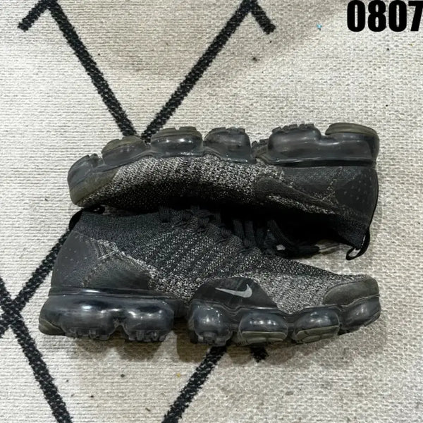 [BUNJANG] Nike Air Max VaporMax 2.0 Black/White (260mm) / 나이키 에어맥스 베이퍼맥스 2.0 검흰 260